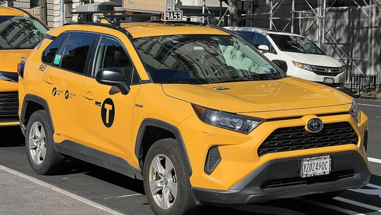 Chistes de Taxistas: El Humor al Volante de Alquiler