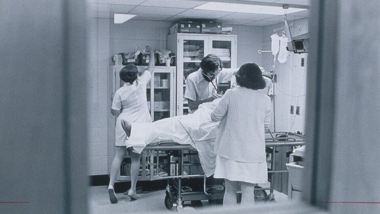 Chistes de Urgencias y Médicos de Guardia: El Humor de la Sala de Espera